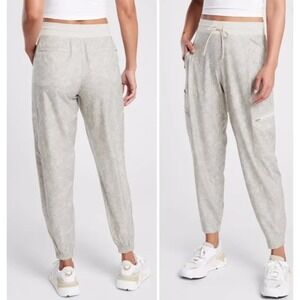 Athleta Venture Printed Pant Size 6P‎